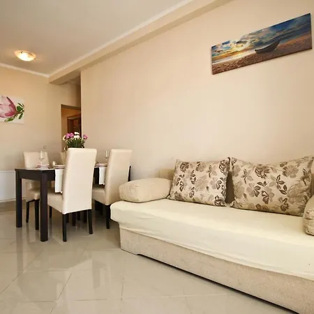 With Parking Space Soline, Krk - 19198 Apartman Dobrinj