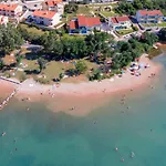 With Parking Space Soline, Krk - 19198 Apartamento *